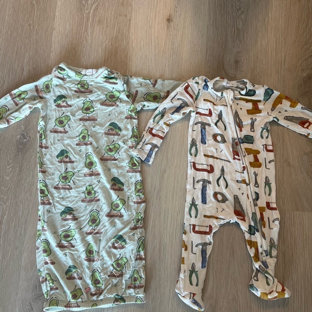 Angel Dear Banboo sleeper and gown bundle 0-3 months - Picture 1 of 6